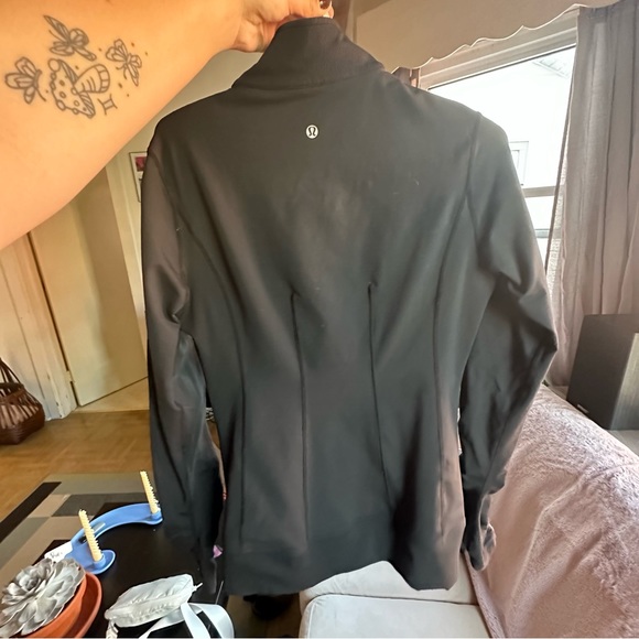 Rare Lululemon Competition Jacket - Picture 3 of 13